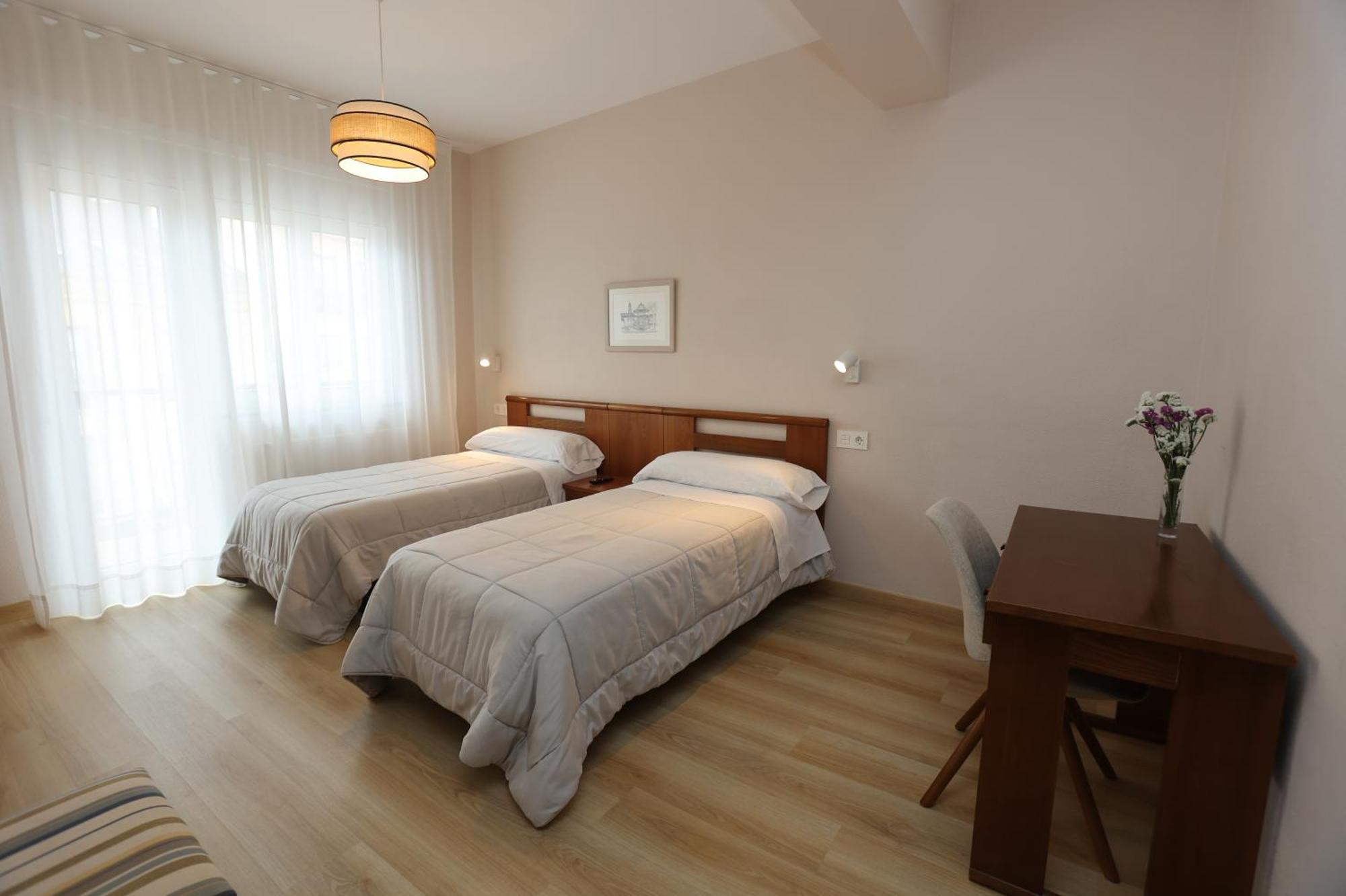 Hotel Ros Mary Ribadeo Exterior foto