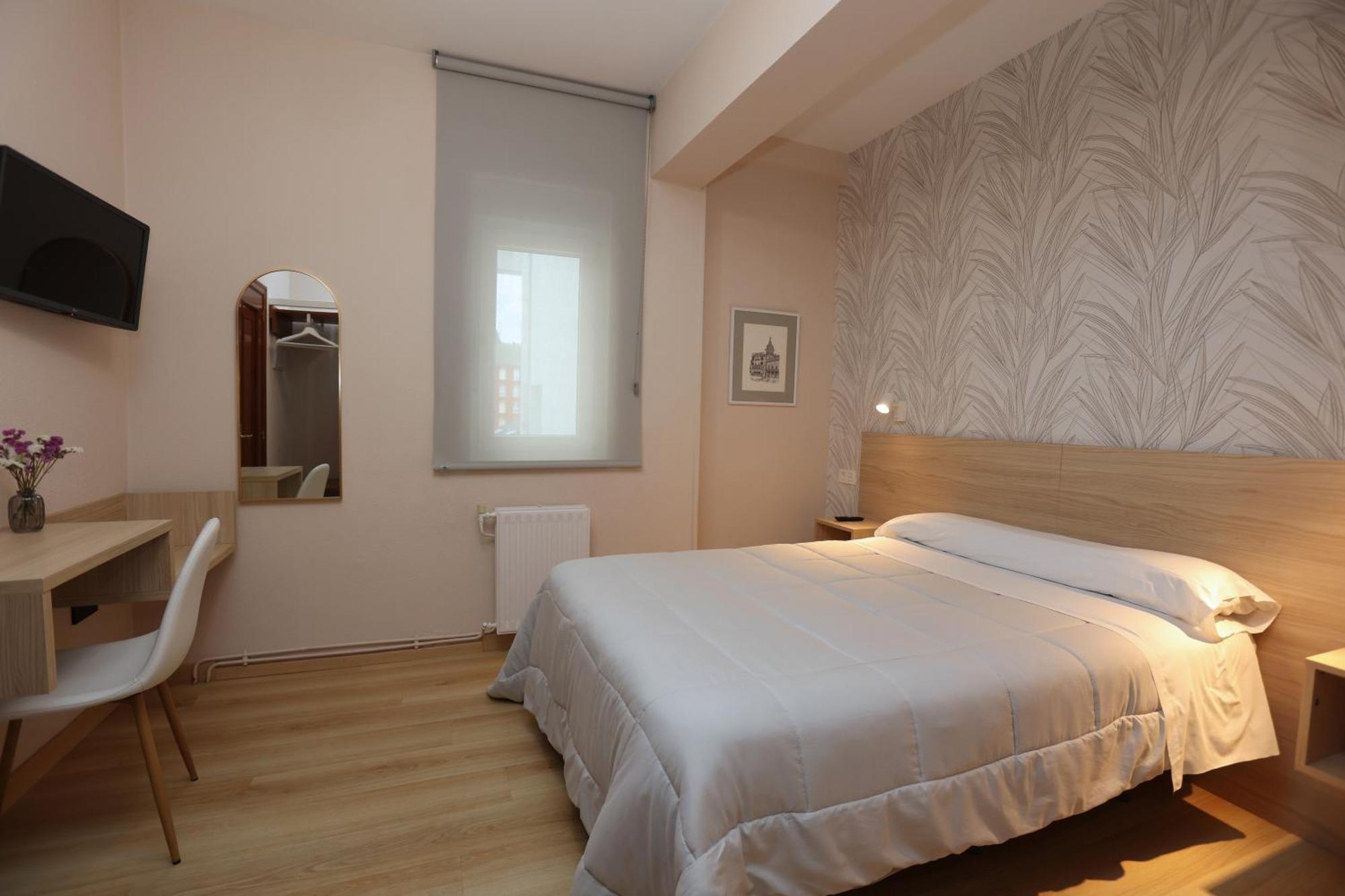 Hotel Ros Mary Ribadeo Exterior foto